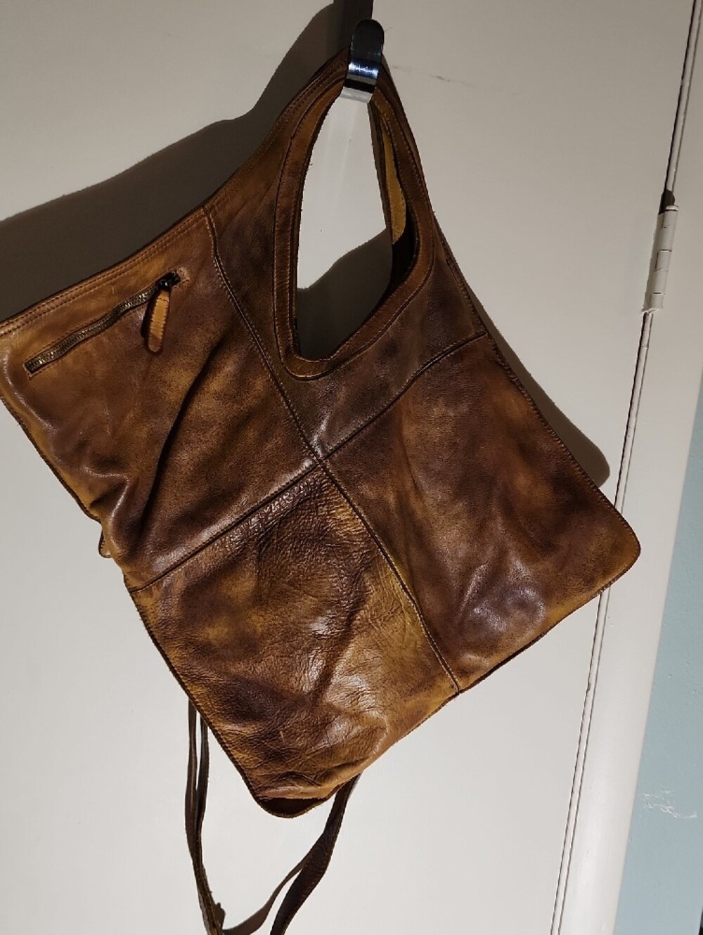 Bayside Women's Italian Brown Leather Shoulder Bag – Distressed Brown Crossbody - Picture 3 of 12